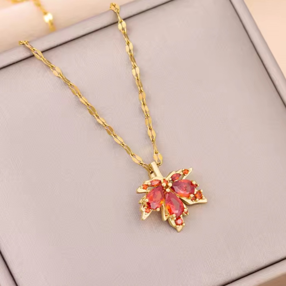 Stainless steel leaf Pendant Necklace